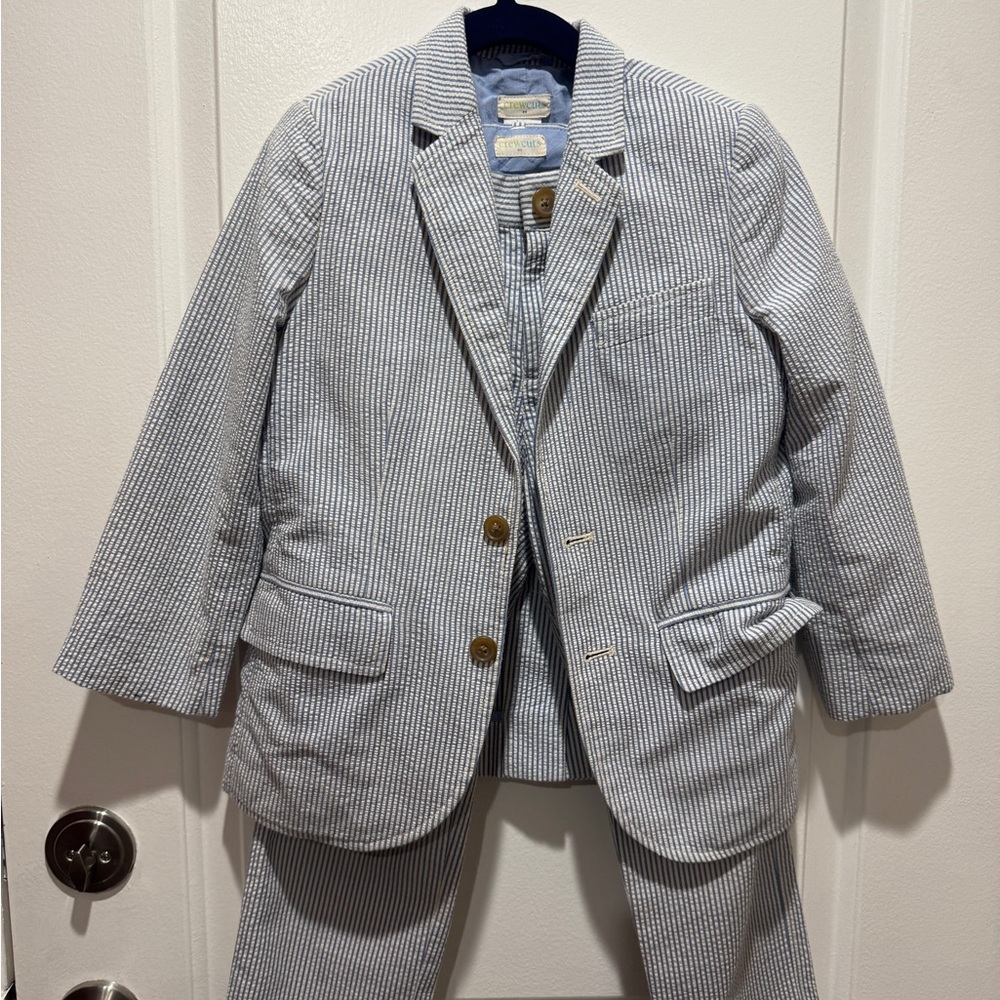 Crewcuts Seersucker Suit - Blue and White size 6/7 Boys